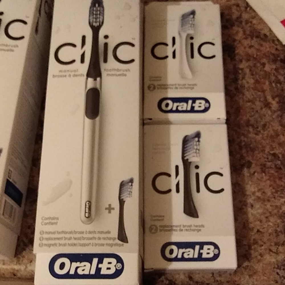 Oral B toothbrush replacement heads